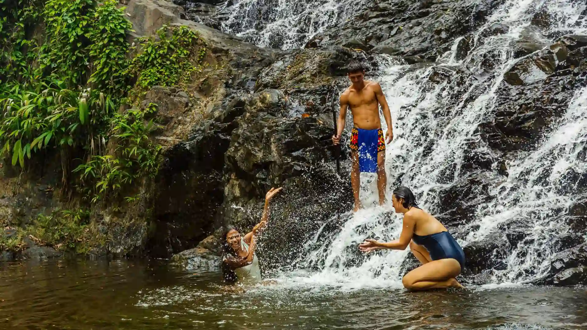 gpt-embera-2